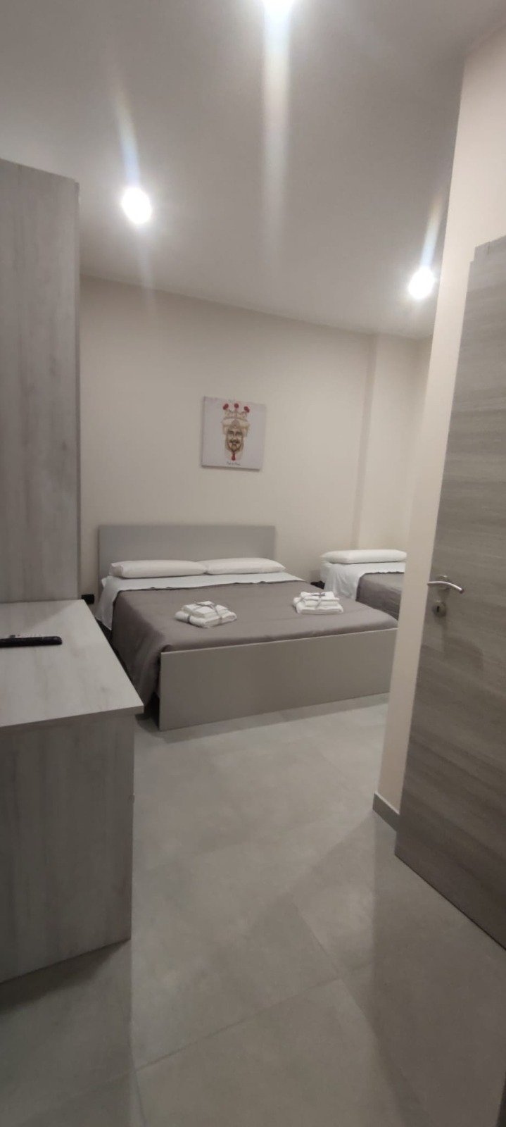 PHOTO-2025-08-24-21-23-44